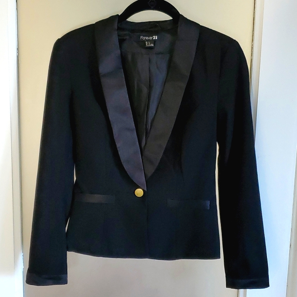 Forever 21 Tuxedo Blazer Sz S